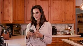 Home Improvement Stud Slams Bored Horny MILF Shay Sights on House Call GP2083