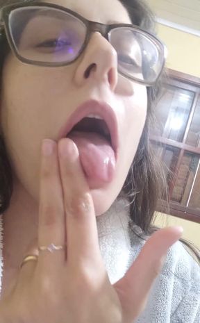 I wish you could face fuck my tiny mouth