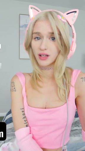 Sneaky Stepbro Convinces His Stepsis Emma Rosie That She Should Start Making By Live-streaming   Clip 1