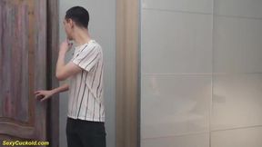 Flexible Milf in Sexy Nylon Stockings Gets Blindfolded for an Intense Experience with Her Young Lover
