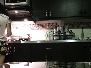 If I had a restaurant i'd be SO shutted down, getting lustful in the kitchen!
