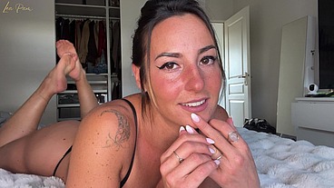 J'ai sucé jusqu'à la dernière goutte de sperme de cet abonné