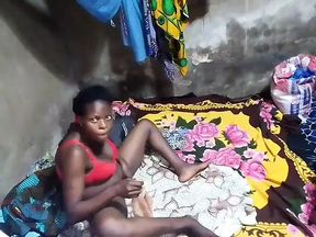 A Real African Couple Gets Wet in the Bedroom