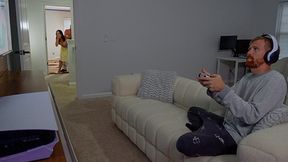 Small brunette wife cheats with double penetration
