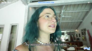 He fucks her during Yoga Class - French Vlog Subtitles