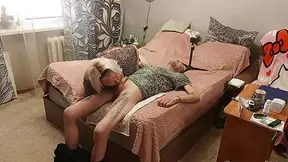 Stepmom gives blowjob to get a mouthful of cum