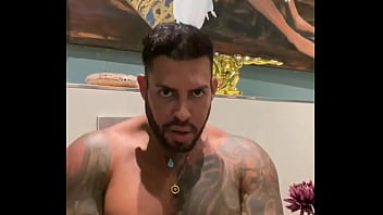 VIKTOR ROM latino big mucle masturbate and spreading assbutt