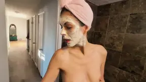 Masturbation in the bathtub with mud mask on the face