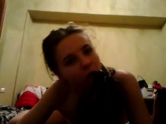 Russian Viktoria Squirts on Webcam with Toy