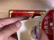 【無修正】お寿司をザーメン醤油で食べてみた 素人　射精　手コキ　中出し　種付け　精液　ぶっかけ　無修正　まんこ　勃起　包茎　汁　ホモ　ゲイ