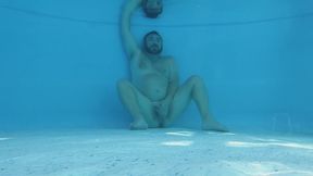 I am underwater a long time, having so much fun! Come, join me!