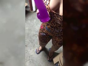 Amazon Delivery Guy Surprised By Big ASS Mature