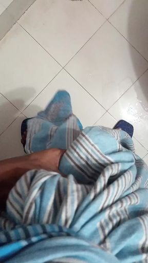 Sexy Jerking Off at Bathroom