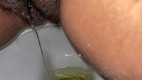 mallu wife trying sexy outfits & fingering, mastrubating in the mall trial room, malappuram, kerala