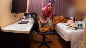 Lady Lazarus Plushies take turns under my Ass - Left View 4K