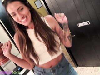 PAWG Model is Enticed and Gives in to Creepy Photographer - Teddy Tarantino