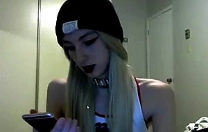 Deliicous blond cuming