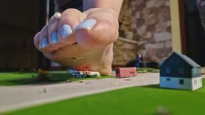 Crushing city and tiny Jeff