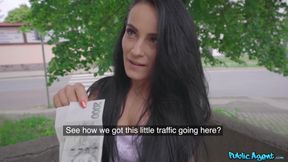 Sexy minx Lexi Dona enjoys street fuck