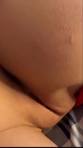 Telegram babe seeks naughty connections