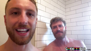 Jayden Marcos, Sage Hardwell e Thomas Rosewood, todos tatuados, foram fodidos no cu.