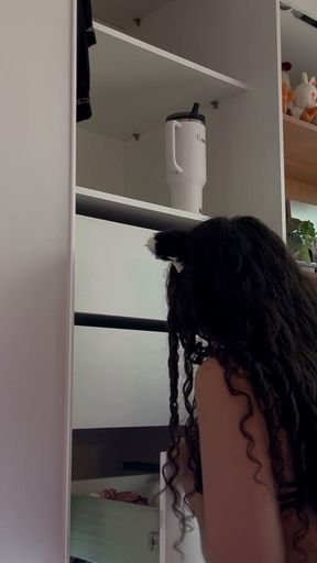 The Maid Feels a Man Shrinking Inside Her Ass.