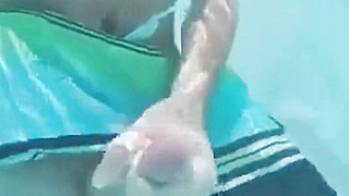 Underwater Wank-Off Sesh Outdoors - Amateur Fashion