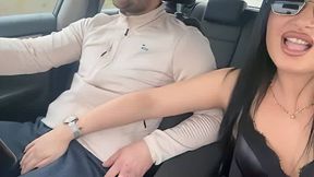 bellasin baise le chauffeur uber