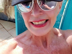 Amateur milf outdoors blowjob and fucking