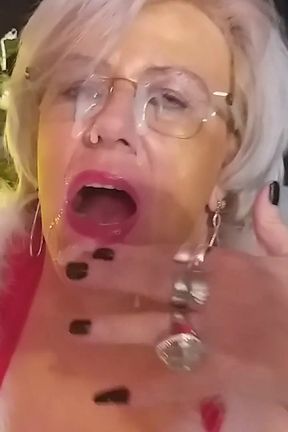 German Grandma Celebrates the Hottest Christmas with Lots of Fun