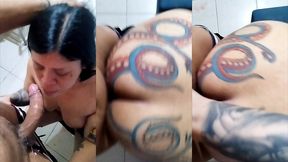 fui a pedirle un huevo a mi vecino y me revento el culo hasta llenarmelo de leche me dolio