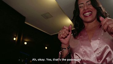 Me foll&eacute_ a la puta de mi vecina, enga&ntilde_&aacute_ndola haci&eacute_ndole creer que necesitaba de su internet - Kylei Ellish