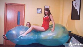 Q821 Mariette and Cosette do hot pump'n'rides of two huge RX lloDs - 480p