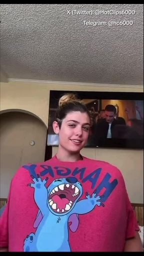 Solo amateur with big boobs has embarrassing nipslip on TikTok