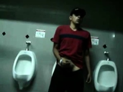 Bigcockflasher Wanking in public restroom