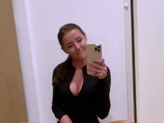 Amateur webcam babe showing her sexual goods