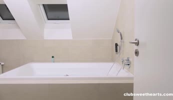 Sofia Lee's Solo Sensual Soak: Big Tits & Voluptuous Delights