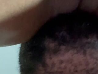 Me encanta como este cabron dominicano me saca mi lechita