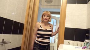 Step mom Mary caught stepson masturbate and help with blowjob to finish him