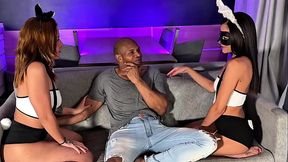 Minhas sobrinhas queriam Ovos de chocolate na Pascoa , ent&atilde_o dei dois ovos e uma pica grossa de neg&atilde_o BBC pra elas dividirem