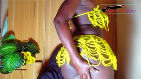 Milf in Yellow loves anal Sex by Young muscular boy who fucks her ass PerFectly