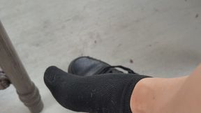 AIR (sneakers)