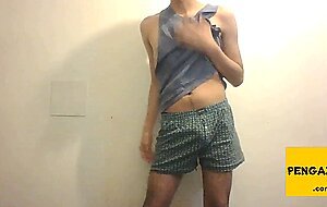 Latin Twink's First Performance Before Bed