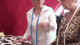 XXXOMAS - Older German Ladies Fun 3Some With Lucky Man - AMATEUR EUROPEAN