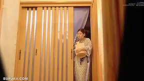 Busty Asian MILF Screams Loudly While Fucked in Public Bath