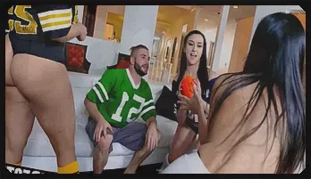 Wild Foursome Frenzy: Carolina Cortez Gets Doggystyled by Mandy Muse and Tia Cyrus Full Video