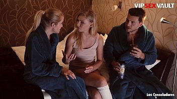 LOS CONSOLADORES - #Lucy Heart #Sicilia Model #Andy Stone - Sexy Russian Babe Tries Sex In Threeway With Kinky Couple