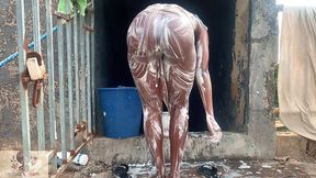 Hot Village Style Bathing, Love Feeling the Breeze Blow on My Juicy Tight Asshole