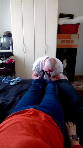 Sexy Nylon Feet of Grandma in the Afternoon