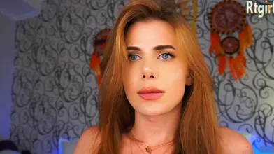 This Blue-eyed Trans Beauty With Sexy Feet And Nice Tits Wanks Hard And Cums Hard